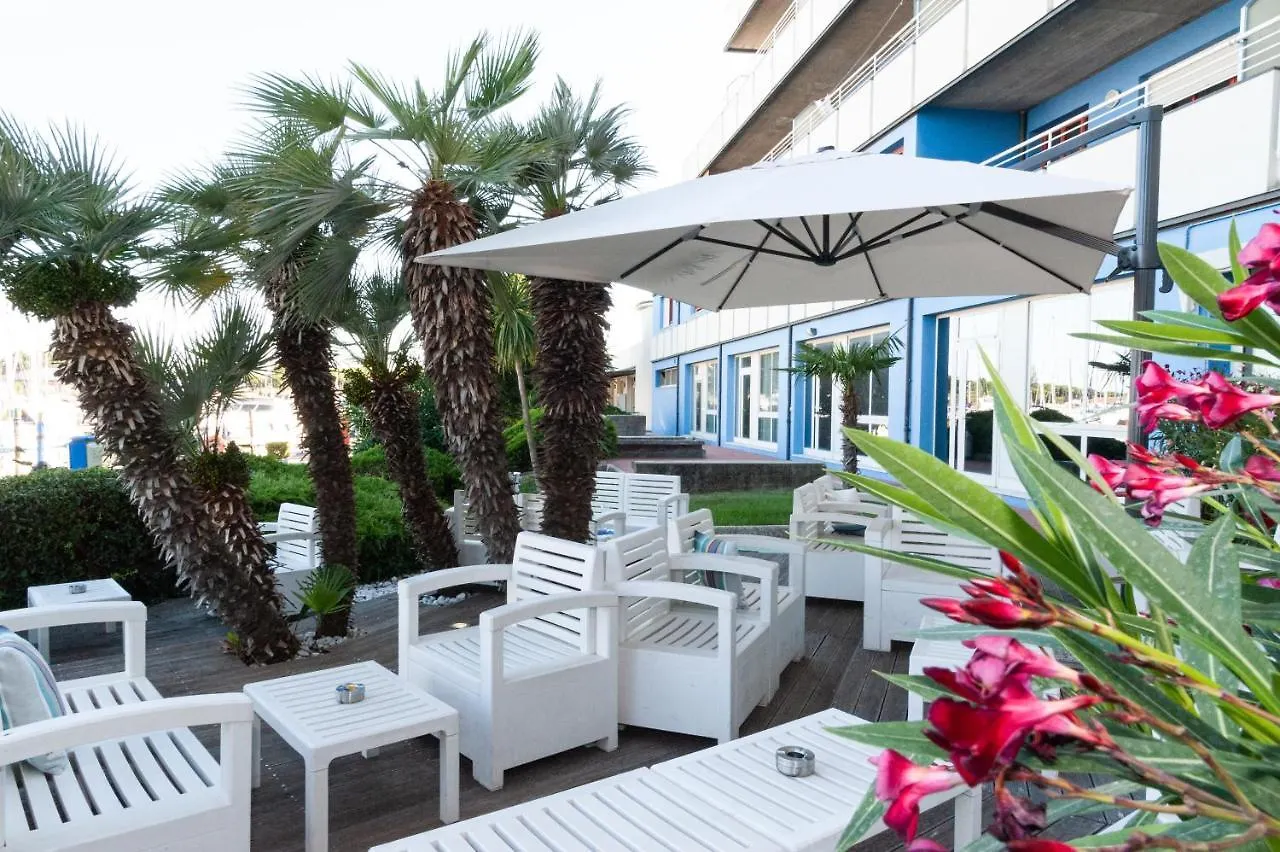 Aparthotel Onda Marina Residence Cesenatico Italy